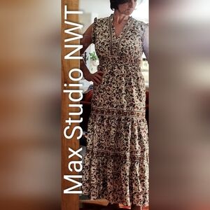 Max Studio Floral Print Maxi Dress